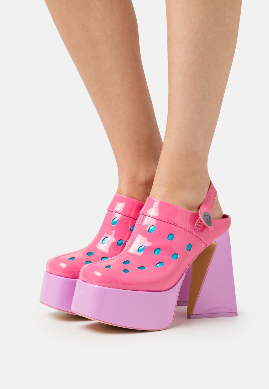 

Туфли на платформе Koi Footwear