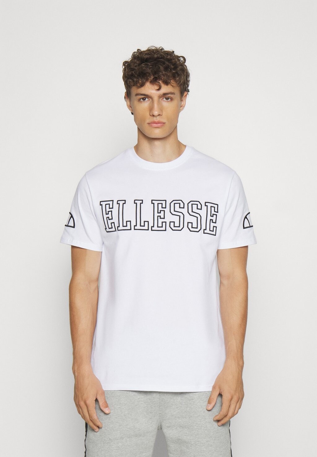 

Футболка с принтом Ellesse, белый