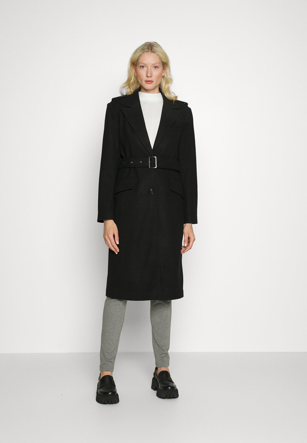 

Пальто ONLY Tall ONLSIF FILIPPA LIFE ПАЛЬТО С ПОЯСОМ, черный