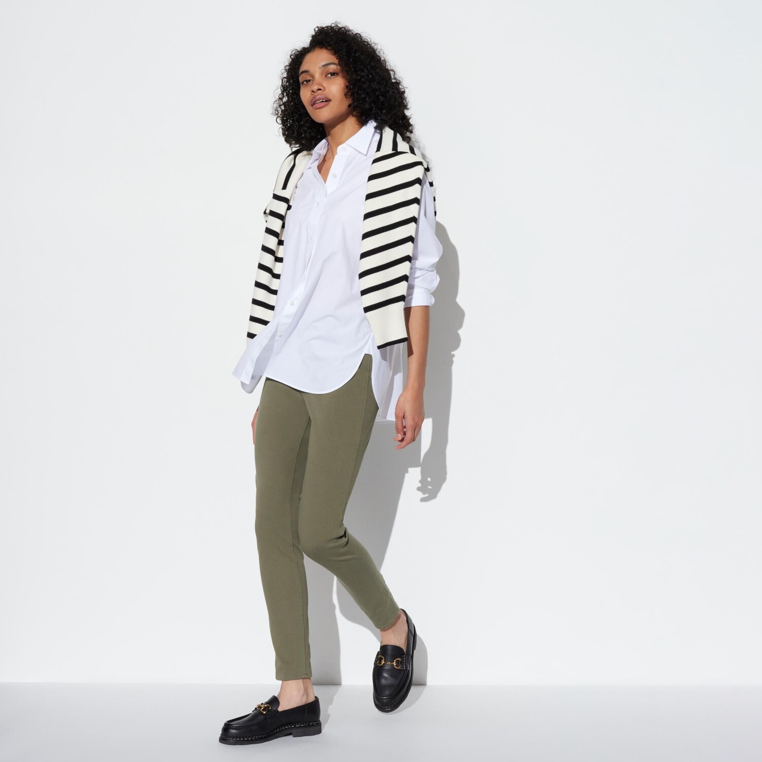 

Леггинсы UNIQLO ультрастрейч, оливковый, Зеленый
