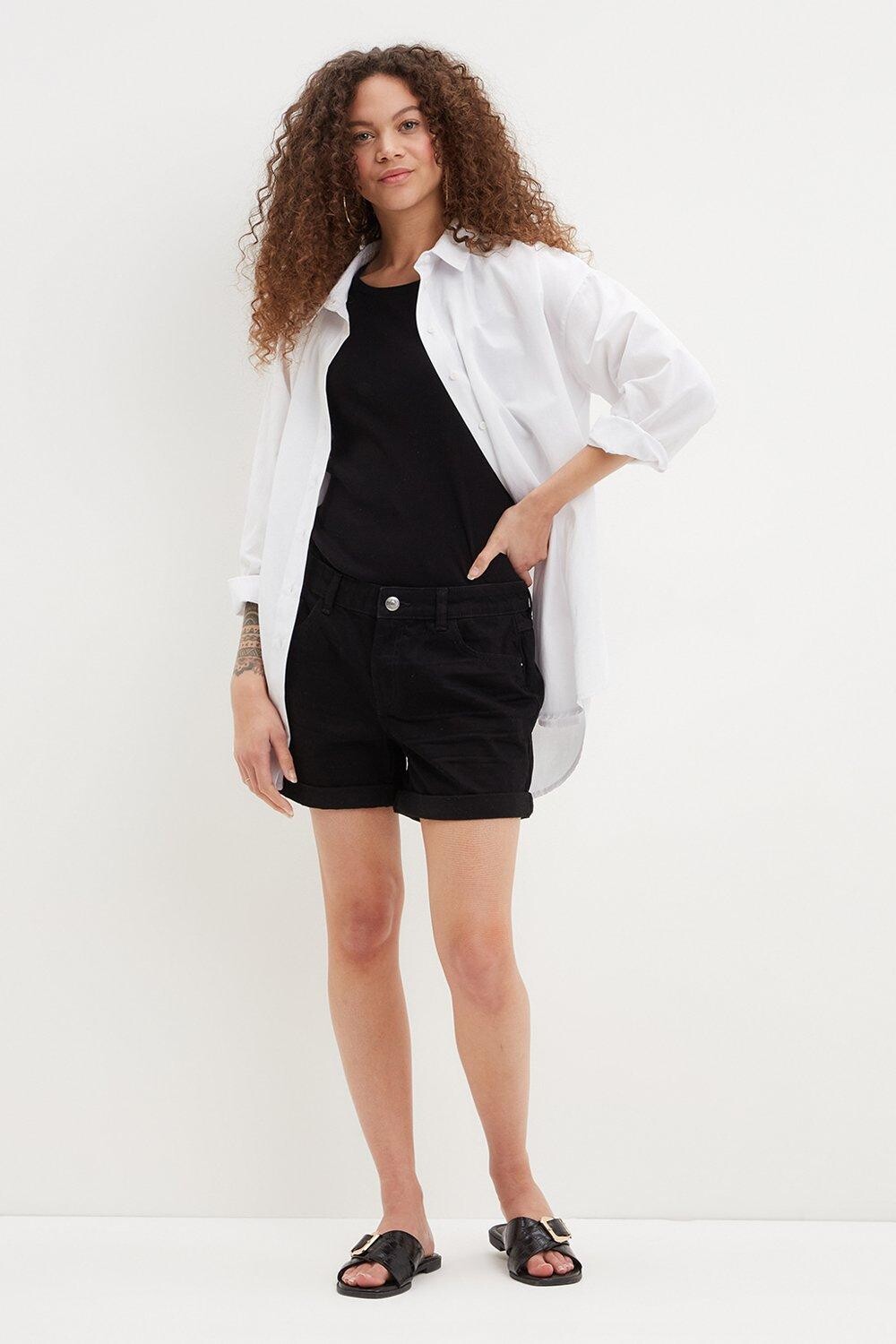 

Миниатюрные джинсовые шорты Dorothy Perkins, черный