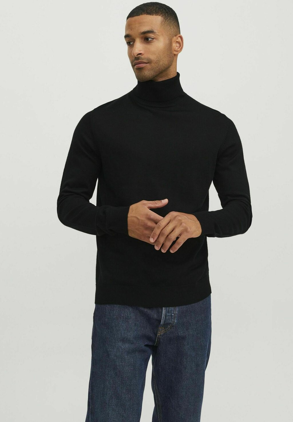 

Свитер РОЛЛКРАГЕН Jack & Jones, черный