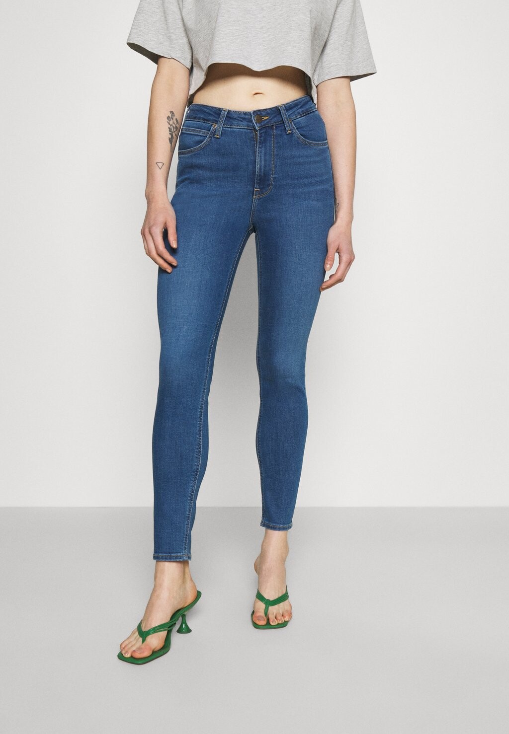 

Джинсы Skinny Fit Lee