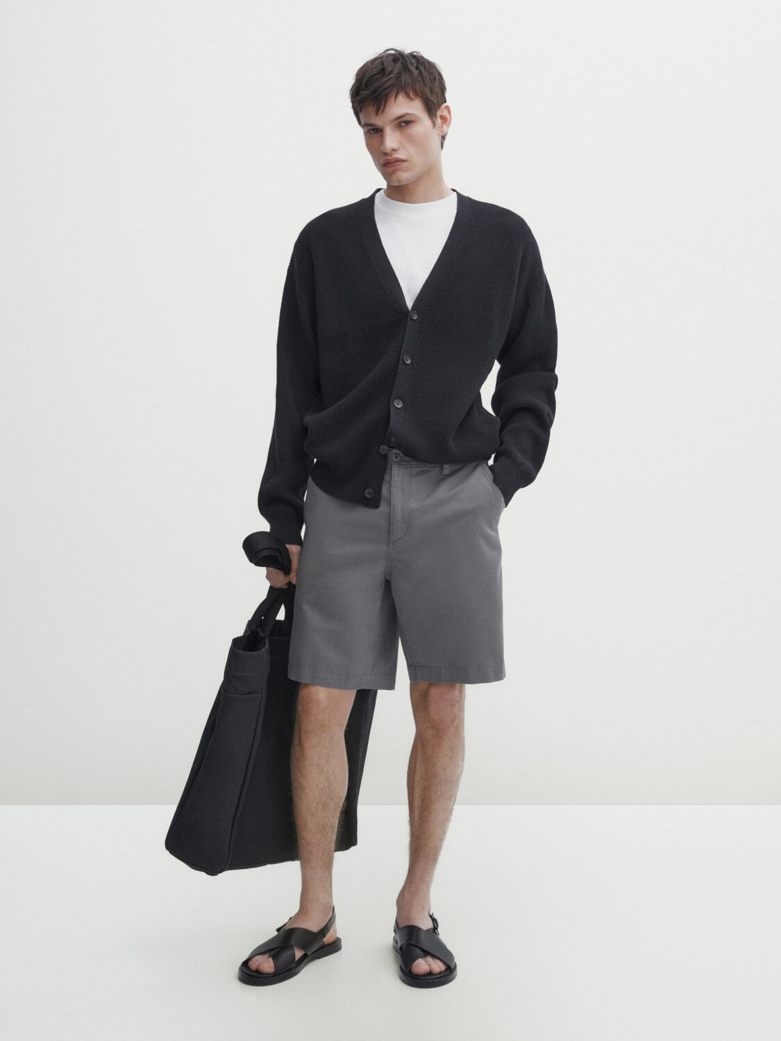 

Шорты-бермуды из смеси хлопка и льна Massimo Dutti, синий