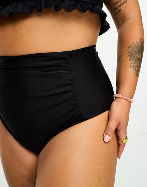 

Черные плавки бикини с завышенной талией и сборками спереди ASOS DESIGN Curve