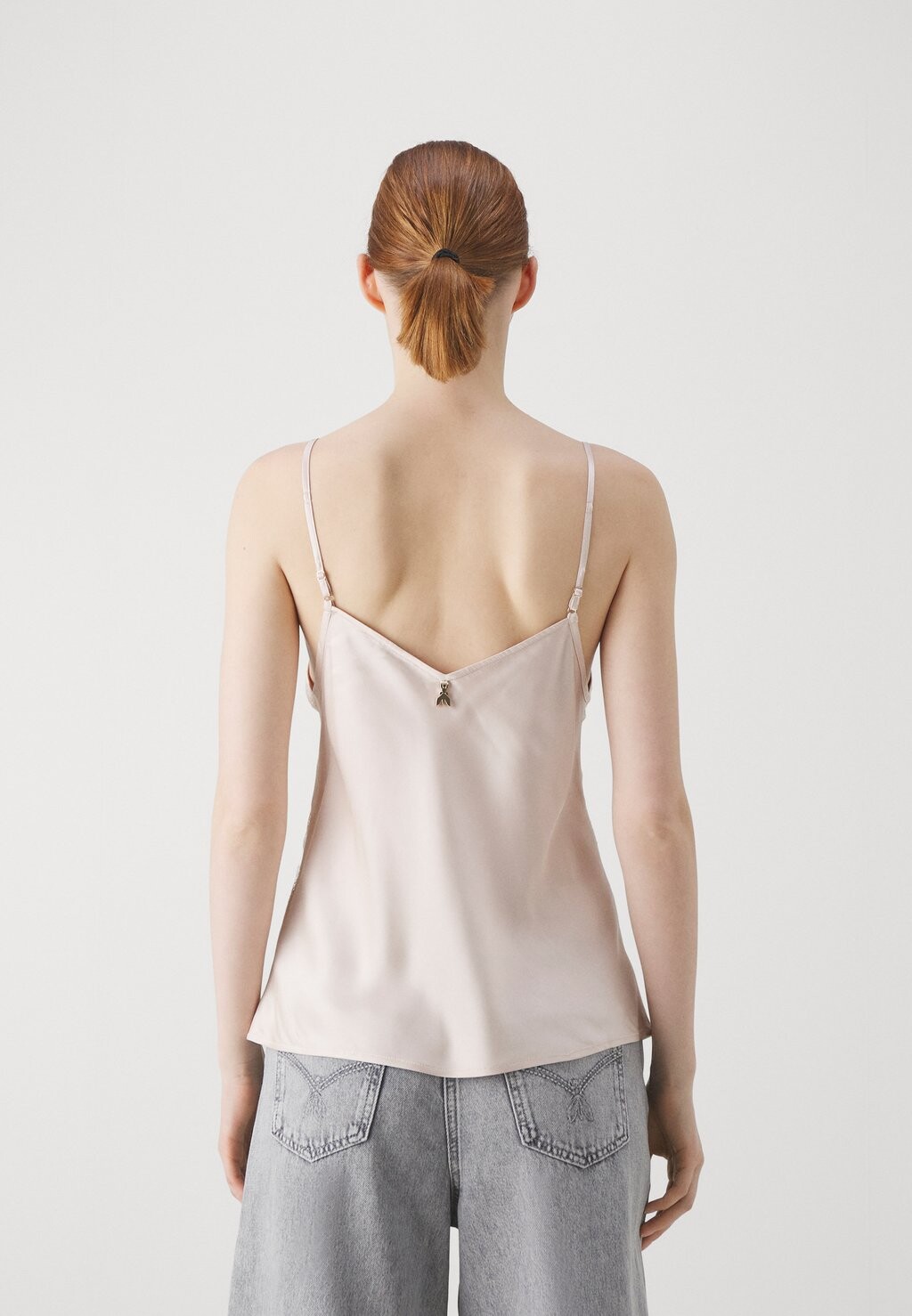 

Топ CAMICIA Patrizia Pepe, кремовый