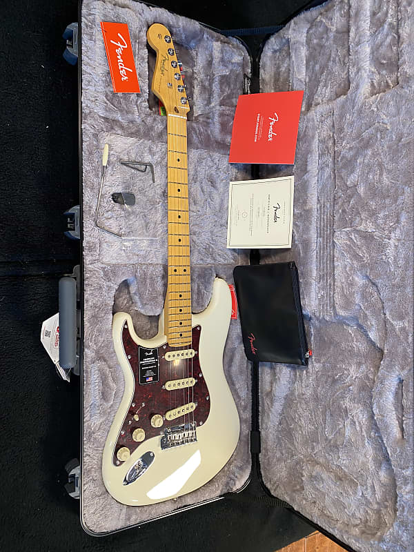 Электрогитара Fender American Professional II Stratocaster Left-Handed Maple Olympic White #US210061457 8lb 0.1oz электрогитара fender american professional ii stratocaster left handed olympic white