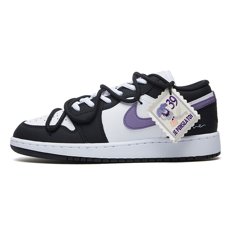 

Кроссовки Air Jordan 1 Vintage Basketball Shoes Women's Low-top Black, фиолетовый