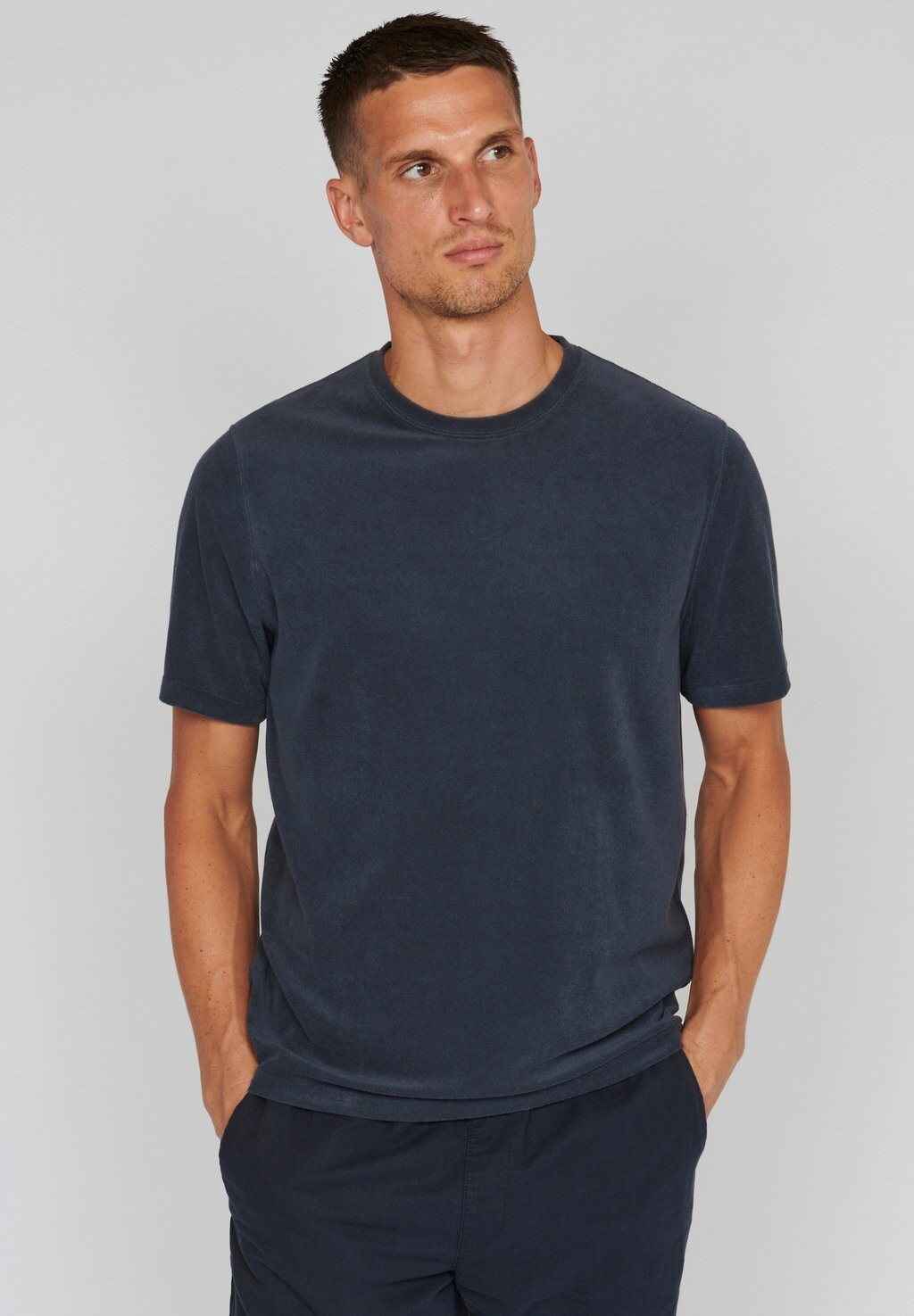 

Футболка базовая MAJEROD CREW Matinique, цвет dark navy