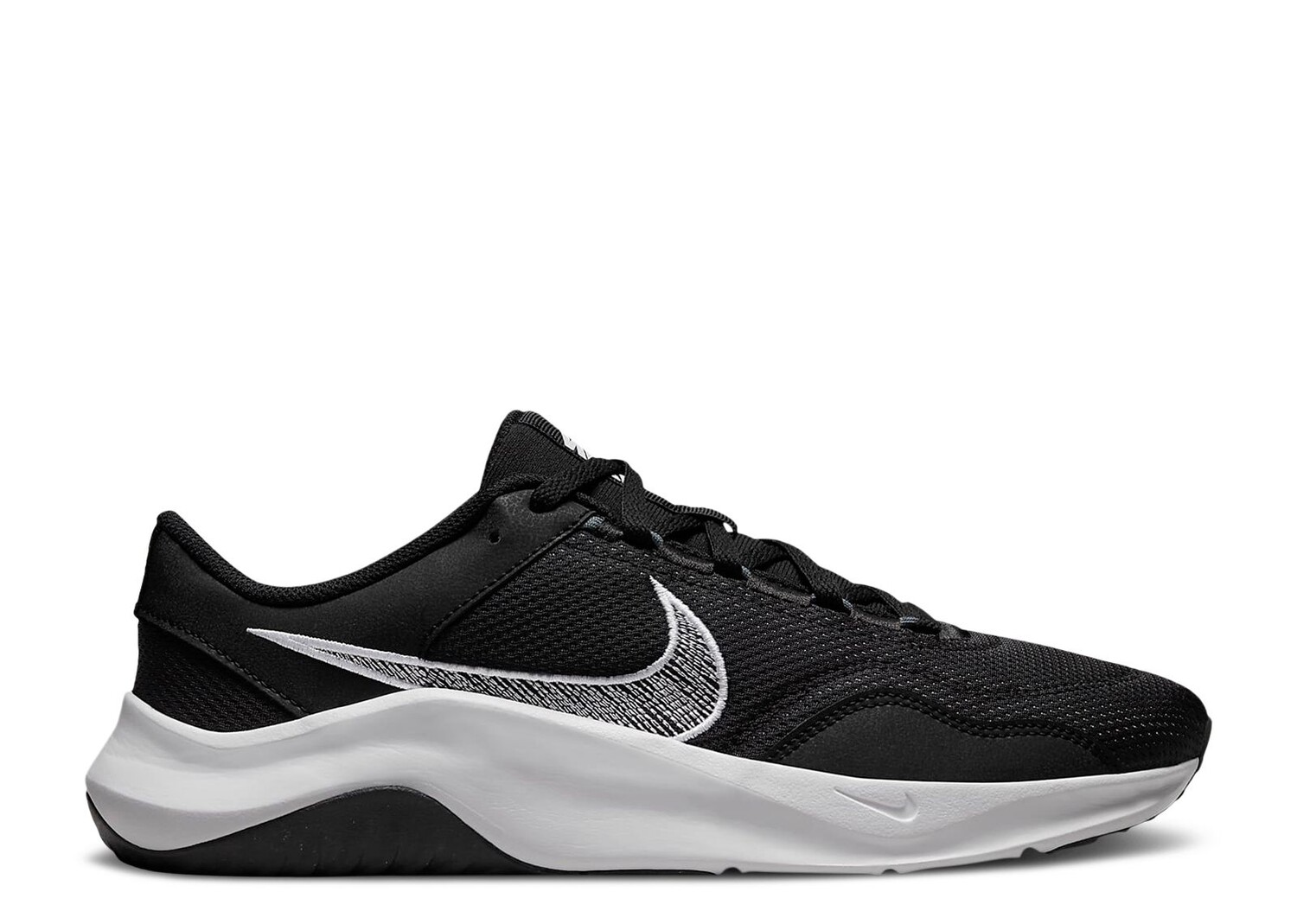 

Кроссовки Nike Legend Essential 3 Next Nature 'Black White', черный