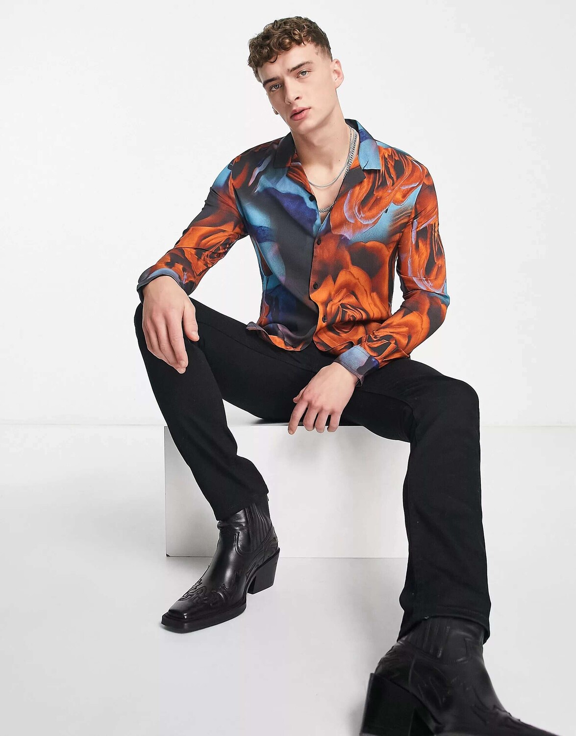 

Рубашка с розовым цветочным принтом ASOS revere