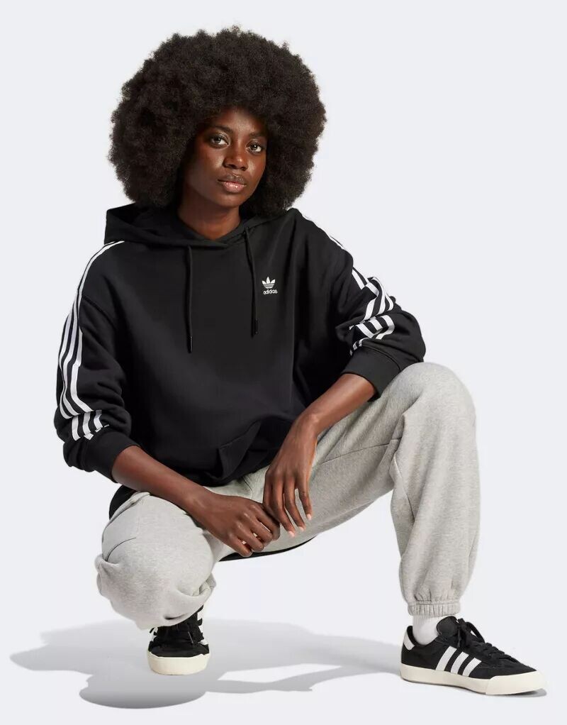 

Черная толстовка оверсайз с тремя полосками adidas Adicolor adidas Originals