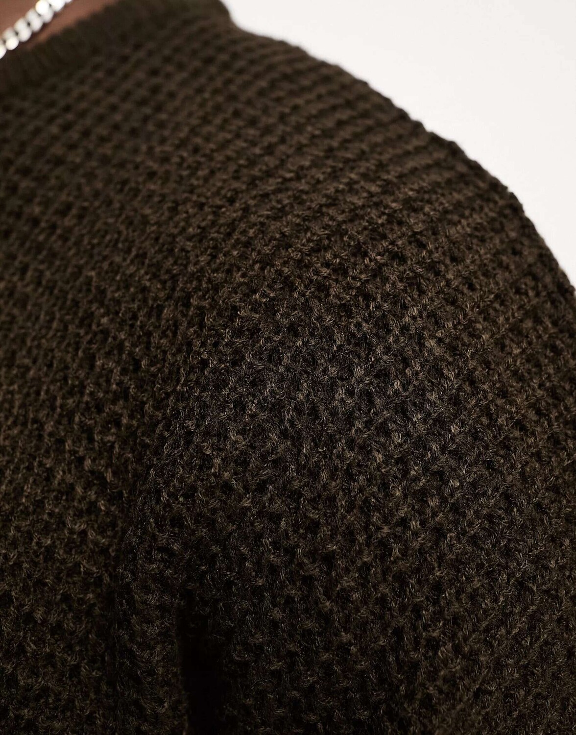 

Свитер из плотного вафельного узора Threadbare Tall темного дуба