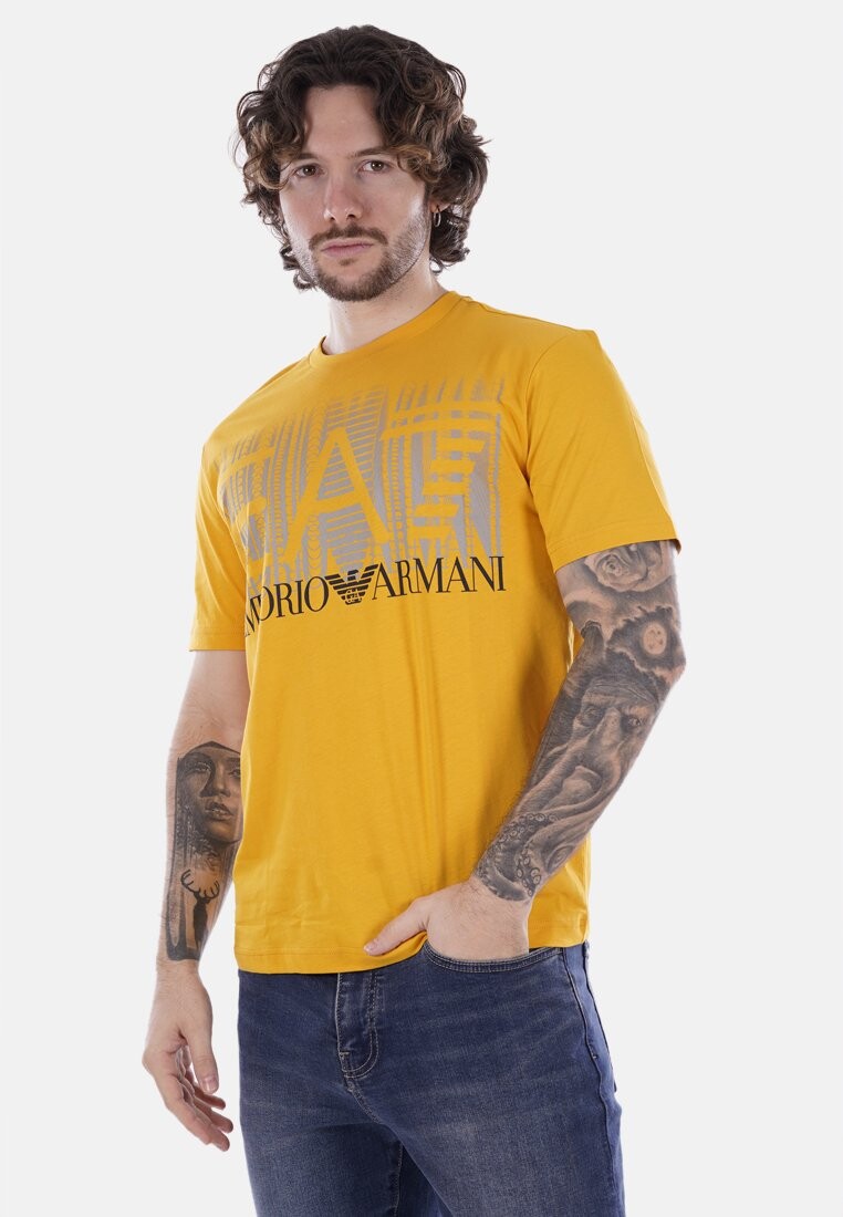 

Футболка с принтом EA7 Emporio Armani, желтая
