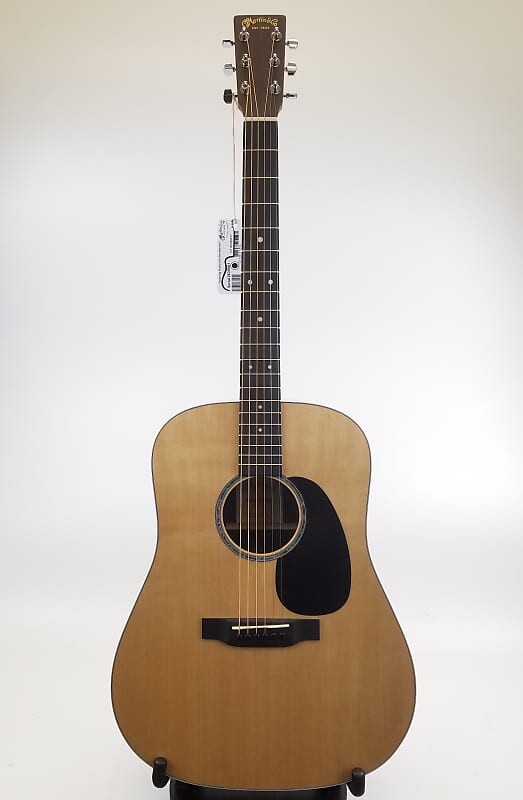 

Акустическая гитара Martin D-13E-01 2022 Natural