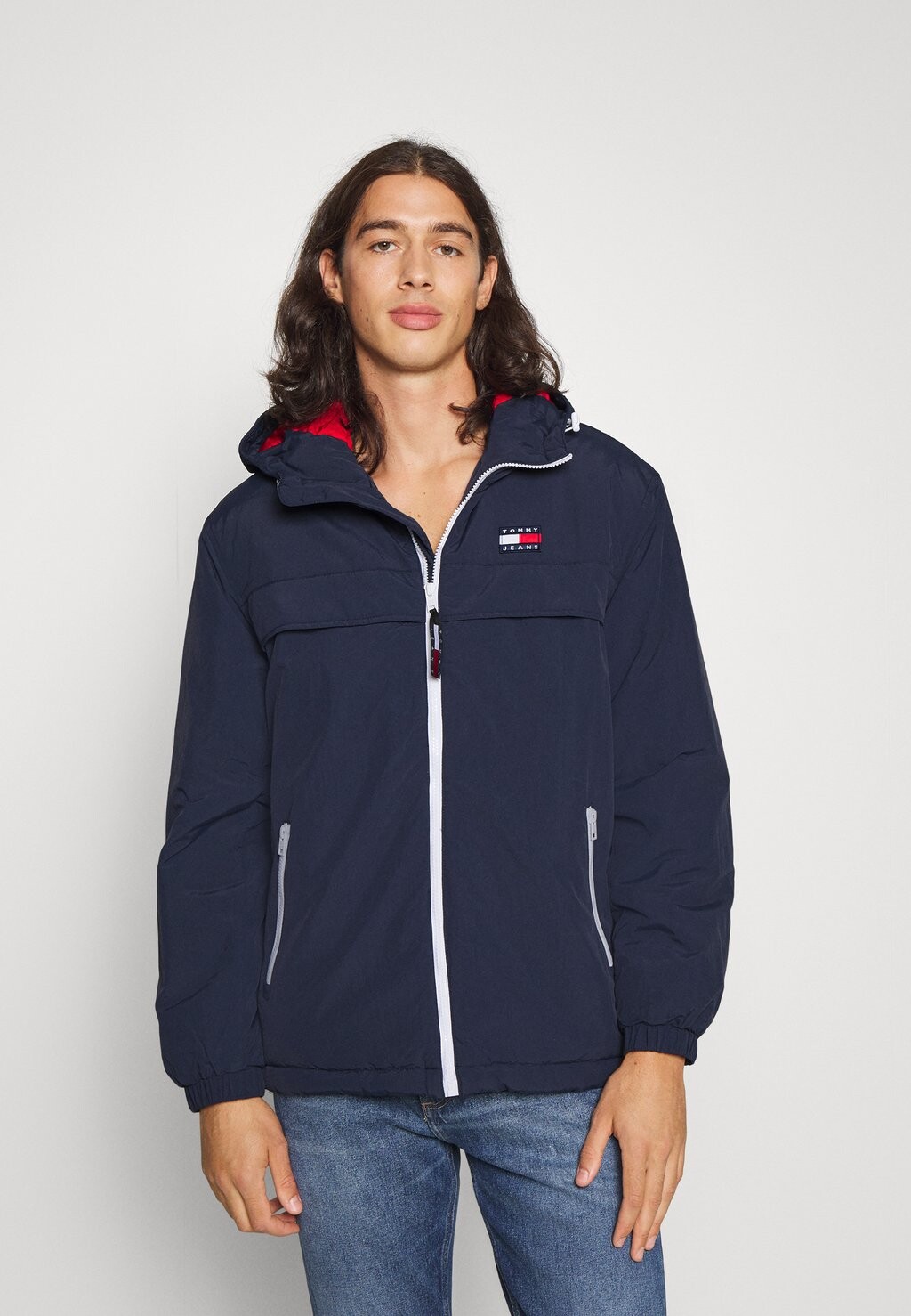 

Куртка Entertainment Tommy Jeans PADDED SOLID CHICAGO, темно-синий