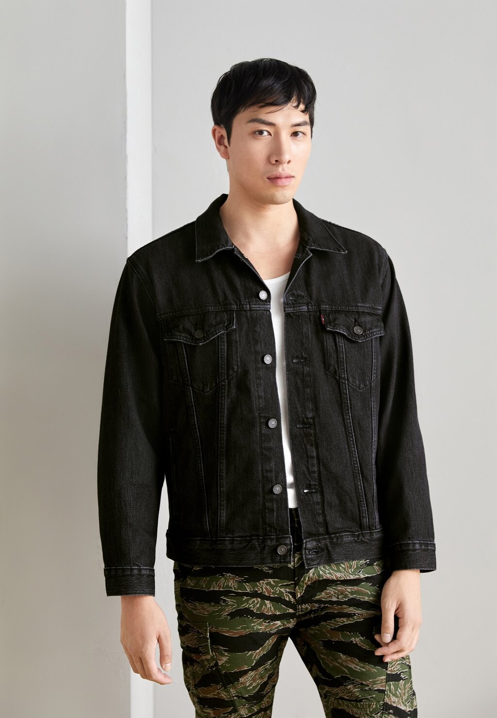 

Джинсовая куртка Levi's