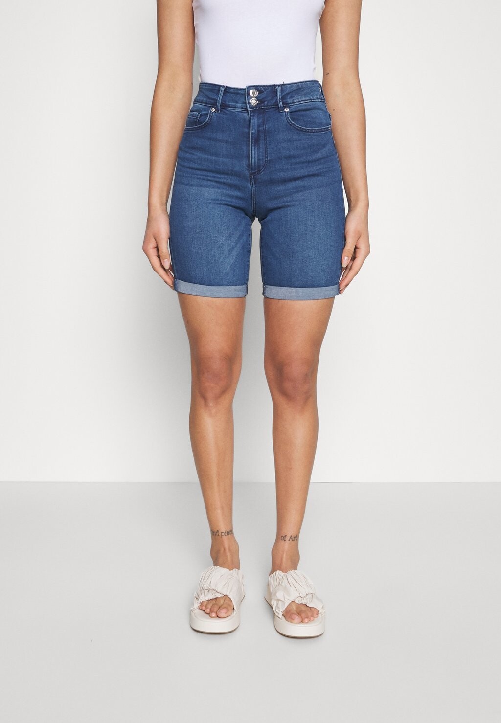 

Шорты Vero Moda, темно-синий