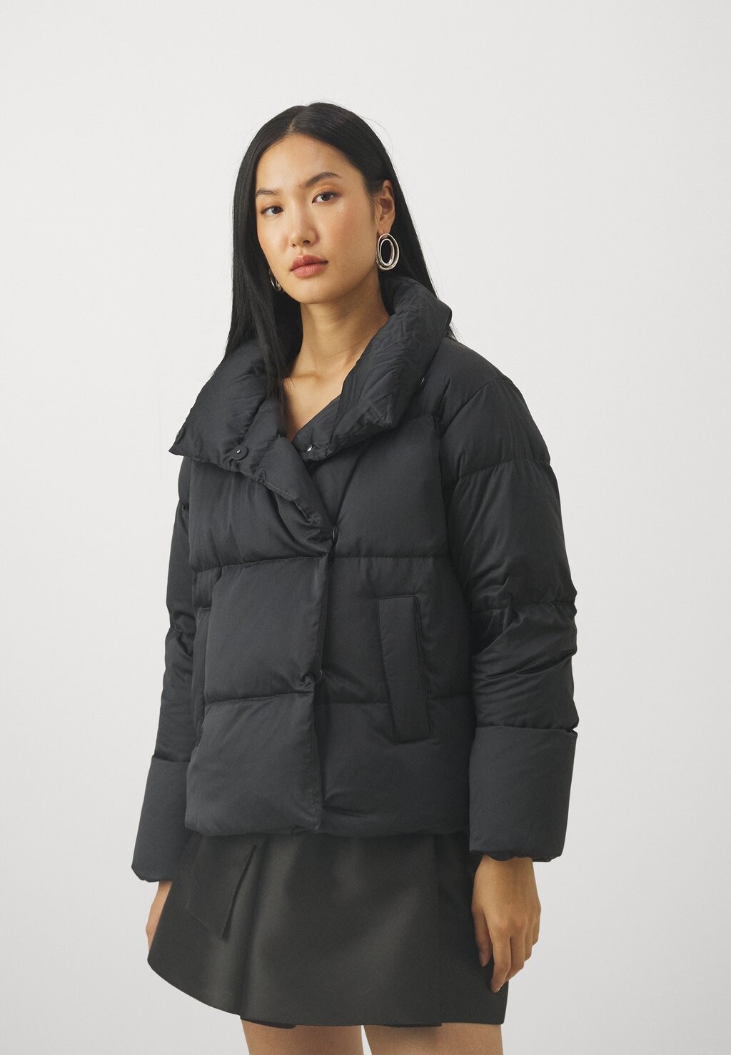 

Куртка WEEKEND MaxMara ПАУК, черный
