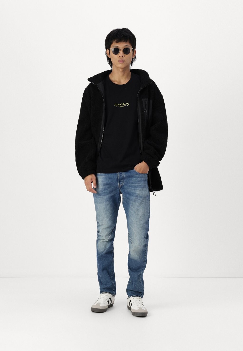 

Футболка с принтом JORREALMEAL TEE UNISEX Jack & Jones, черный