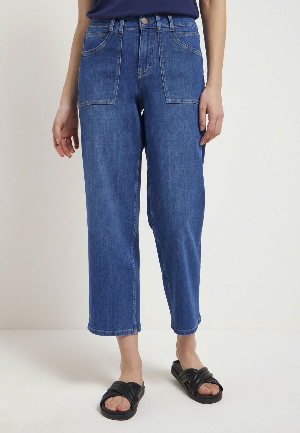 

Джинсы прямого кроя MIT AUFGESETZTEN TASCHEN LANIUS, цвет mid blue denim