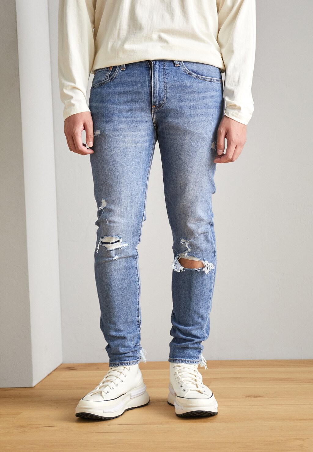 

Зауженные джинсы Levi's