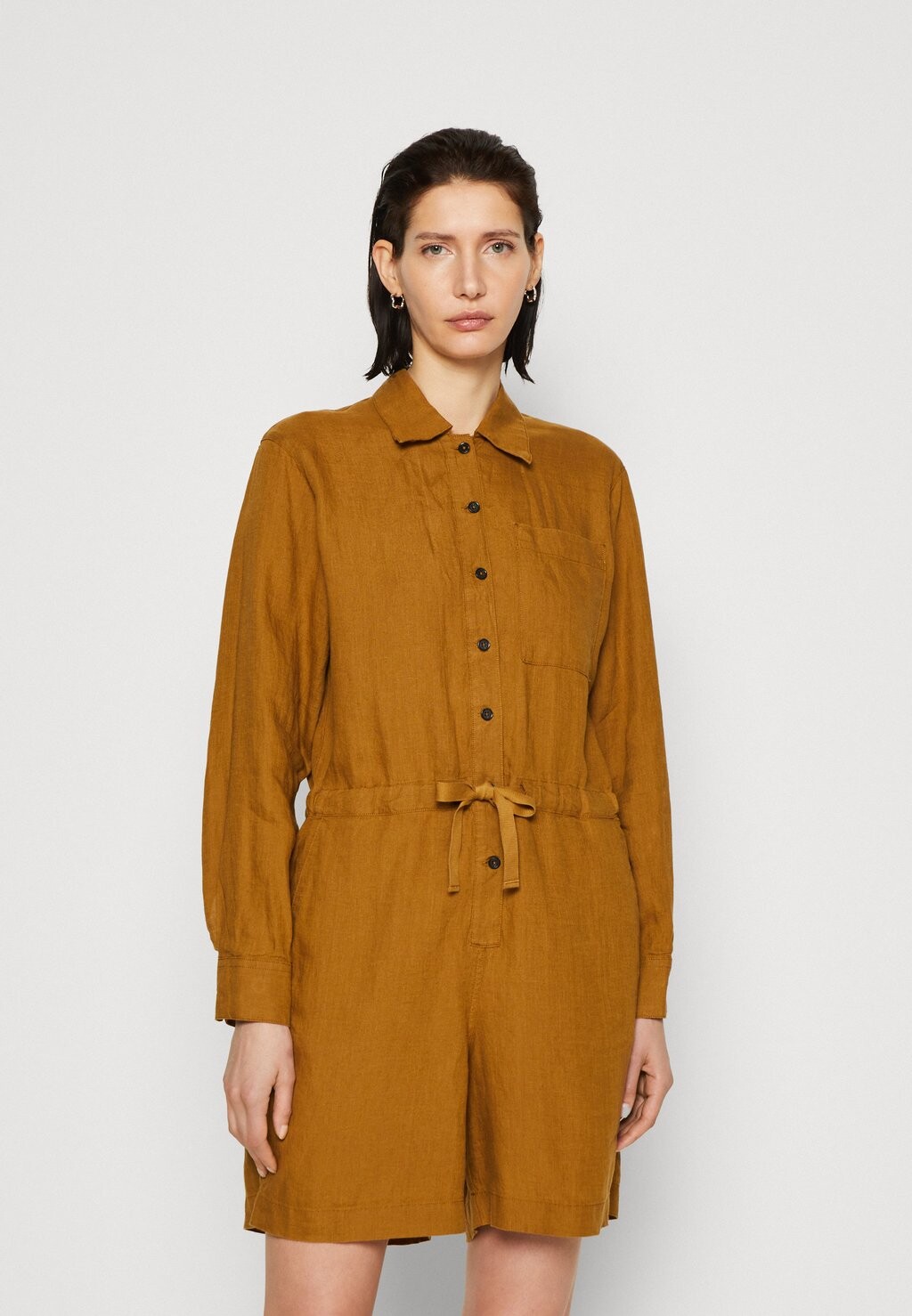 

Комбинезон OVERALL SHORT LEG LONG SLEEVE DRAWSTRING BUTTON PLACKET Marc O'Polo, коричневый