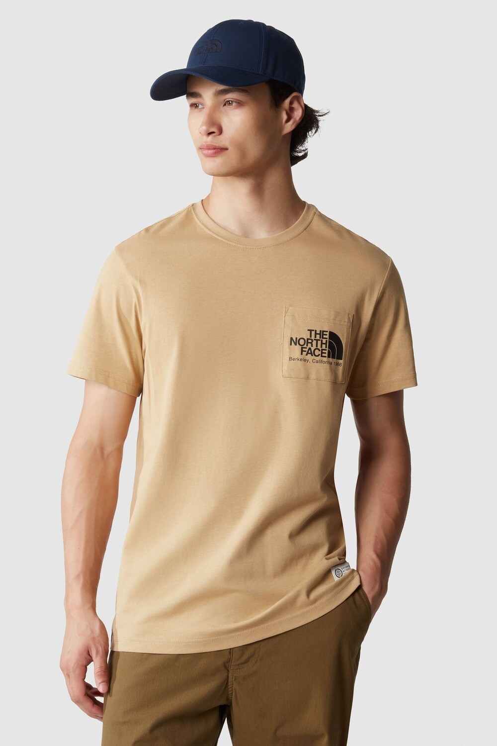 

Коричневая футболка Berkeley California с карманом The North Face, коричневый