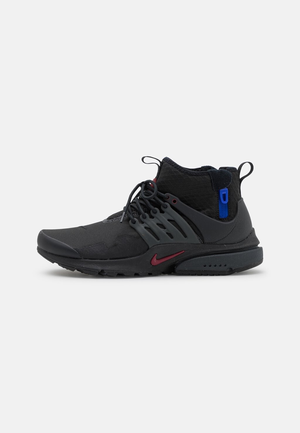 

Высокие кроссовки Nike