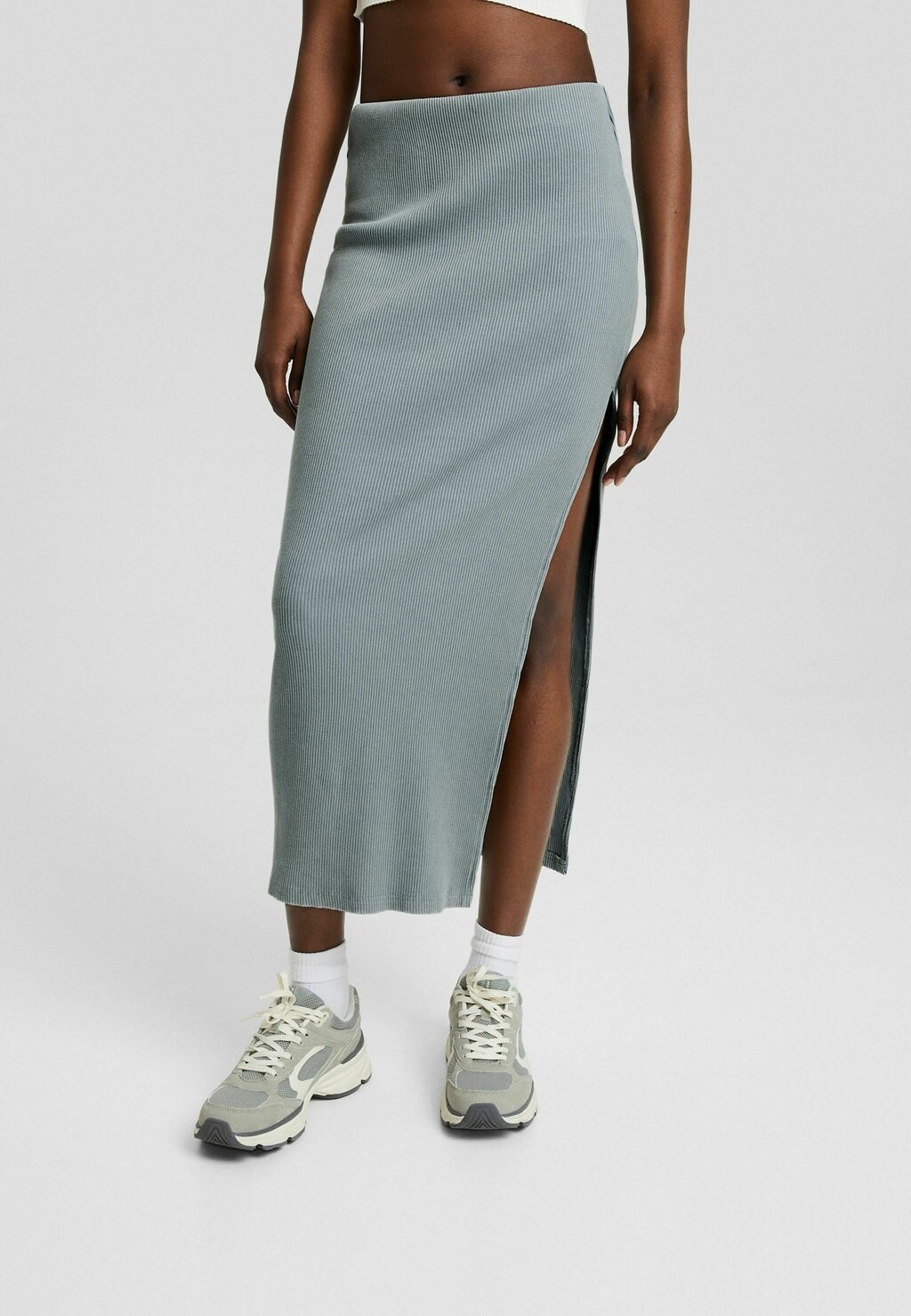 

Длинная юбка Bershka, темно-серый меланж