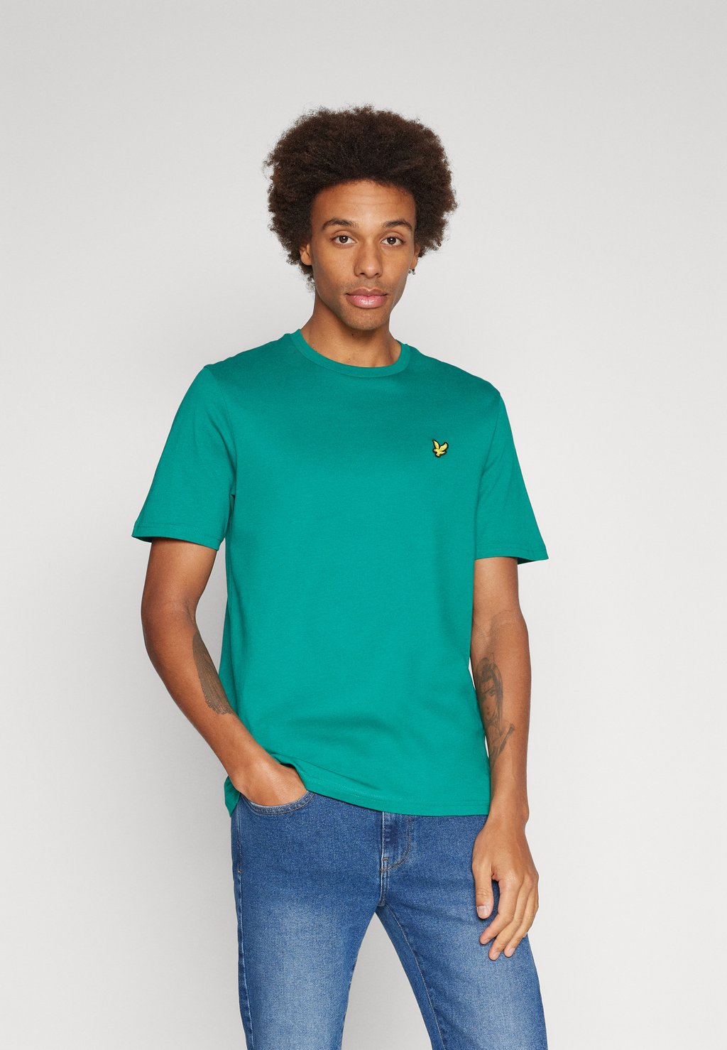 Базовая футболка Plain Lyle & Scott, цвет court green цена и фото