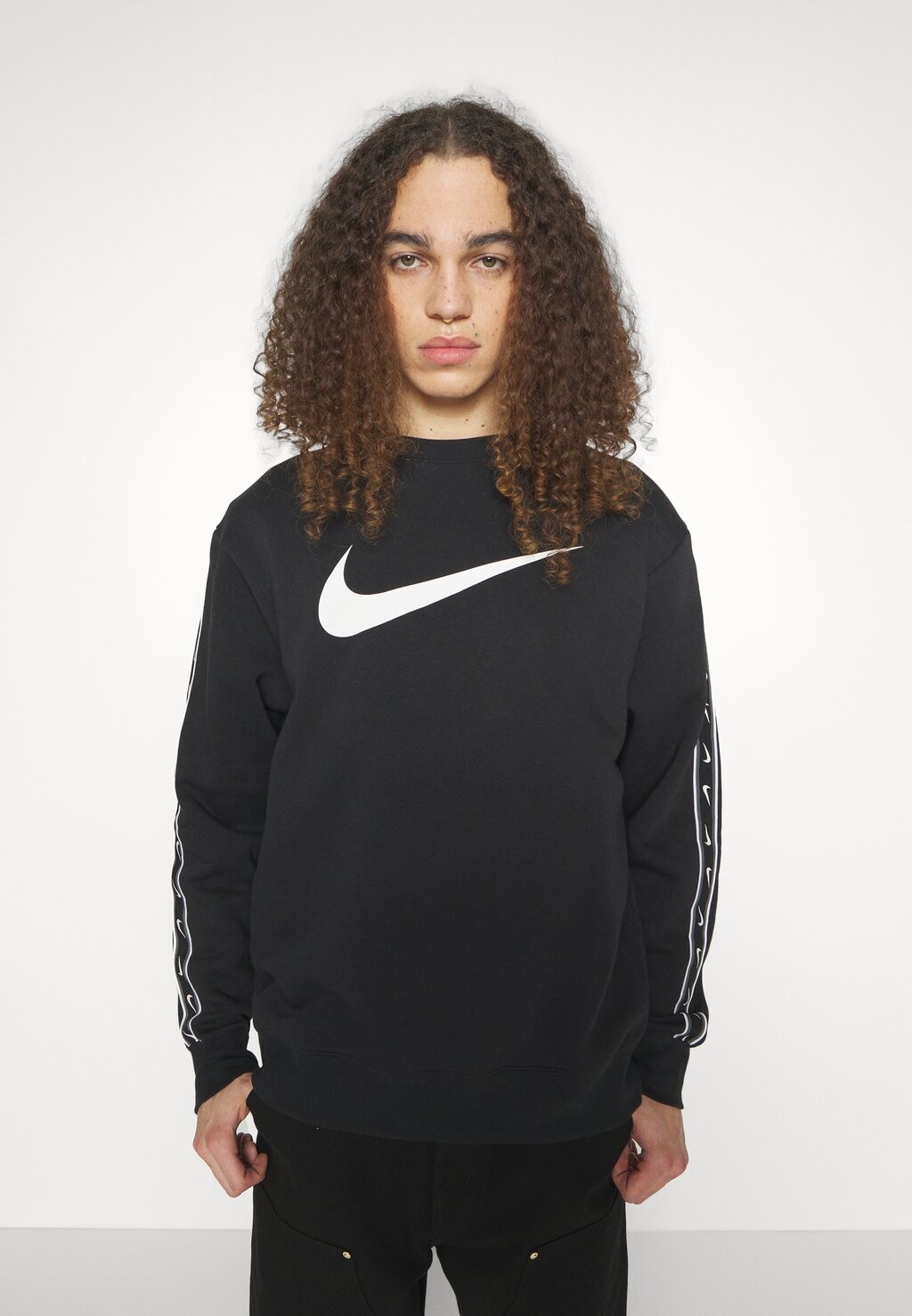 

Толстовка Nike, черный