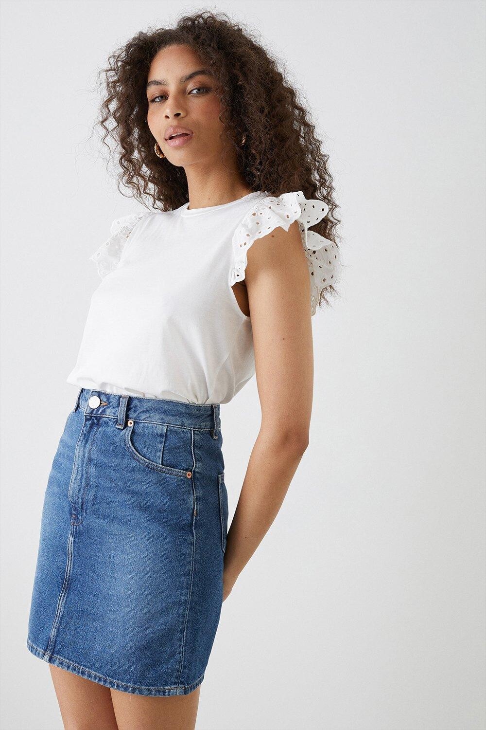 

Топ без рукавов с оборками на плечах Dorothy Perkins, белый