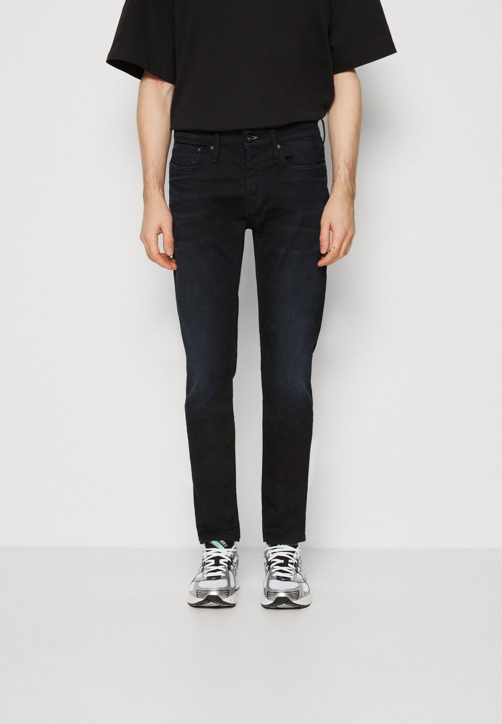 

Джинсы Slim fit Denham