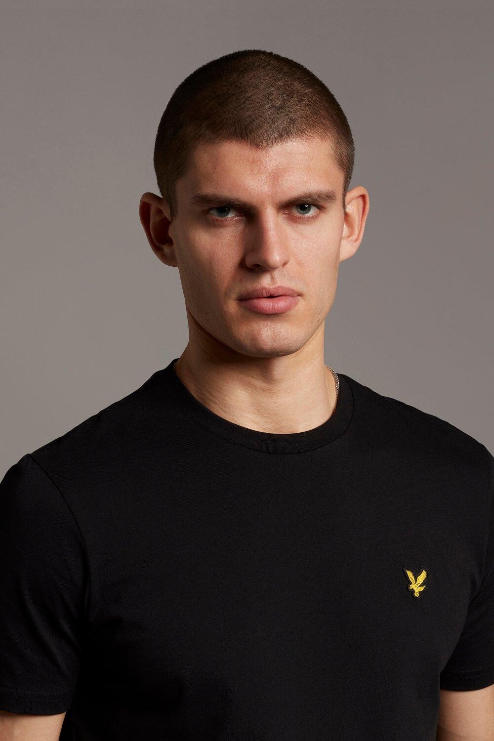 

Однотонная футболка черная Debenhams, черный