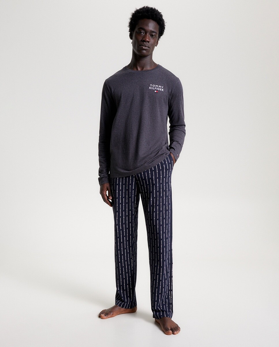 

Длинная трикотажная мужская пижама Tommy Hilfiger, мультиколор