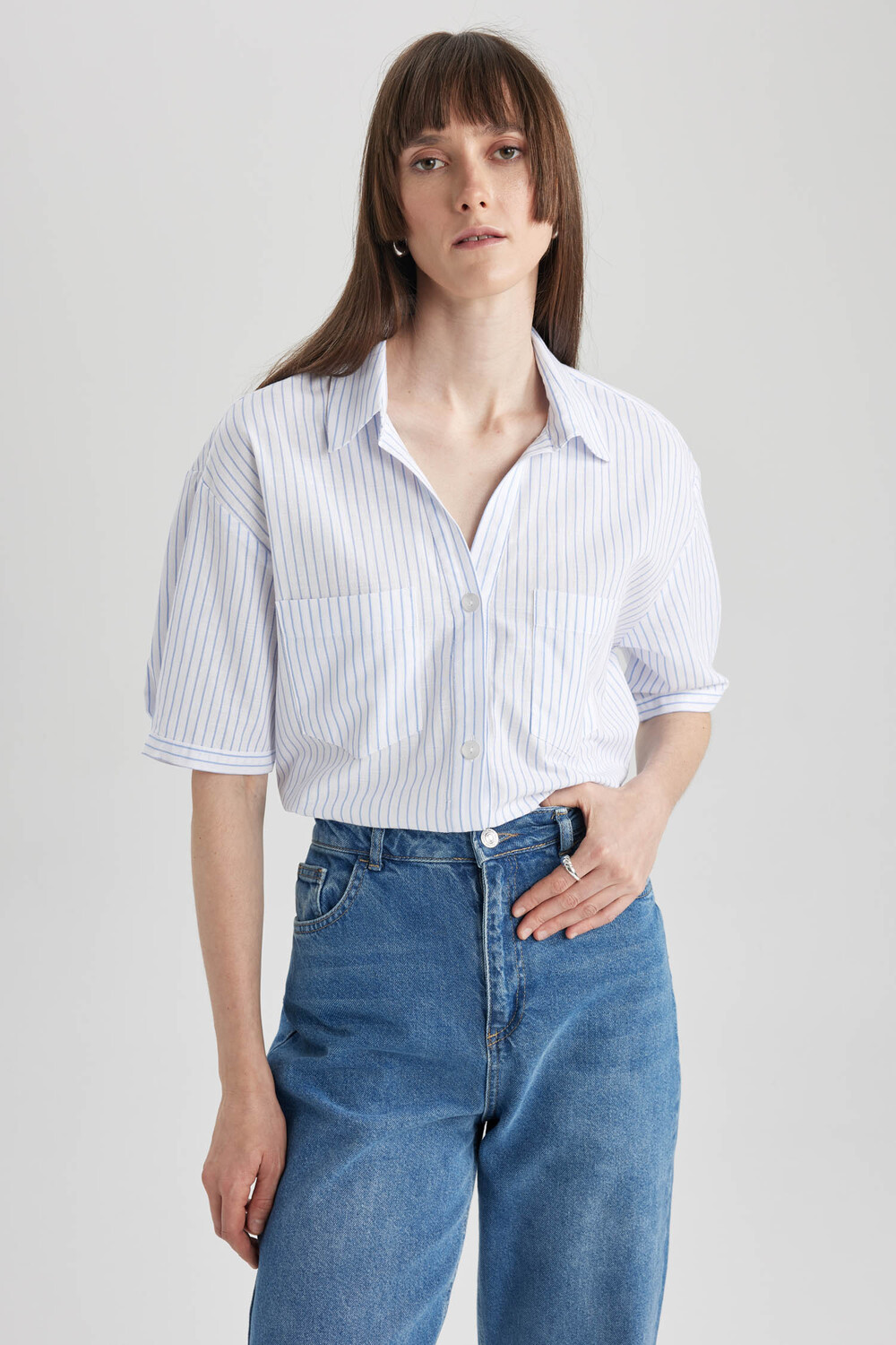 

Блуза DeFacto Kurzarmhemd CROPPED FIT, белый