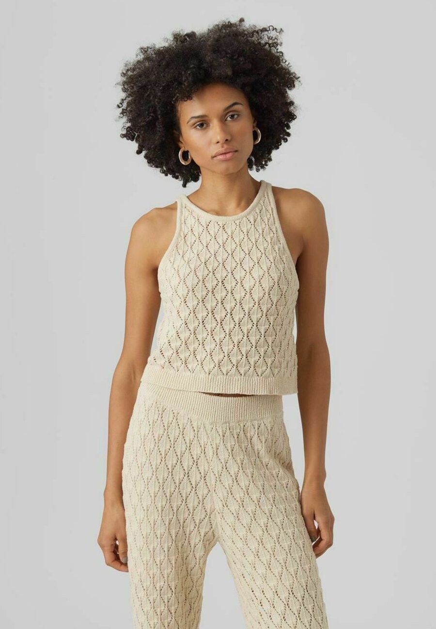 

Топ Vero Moda