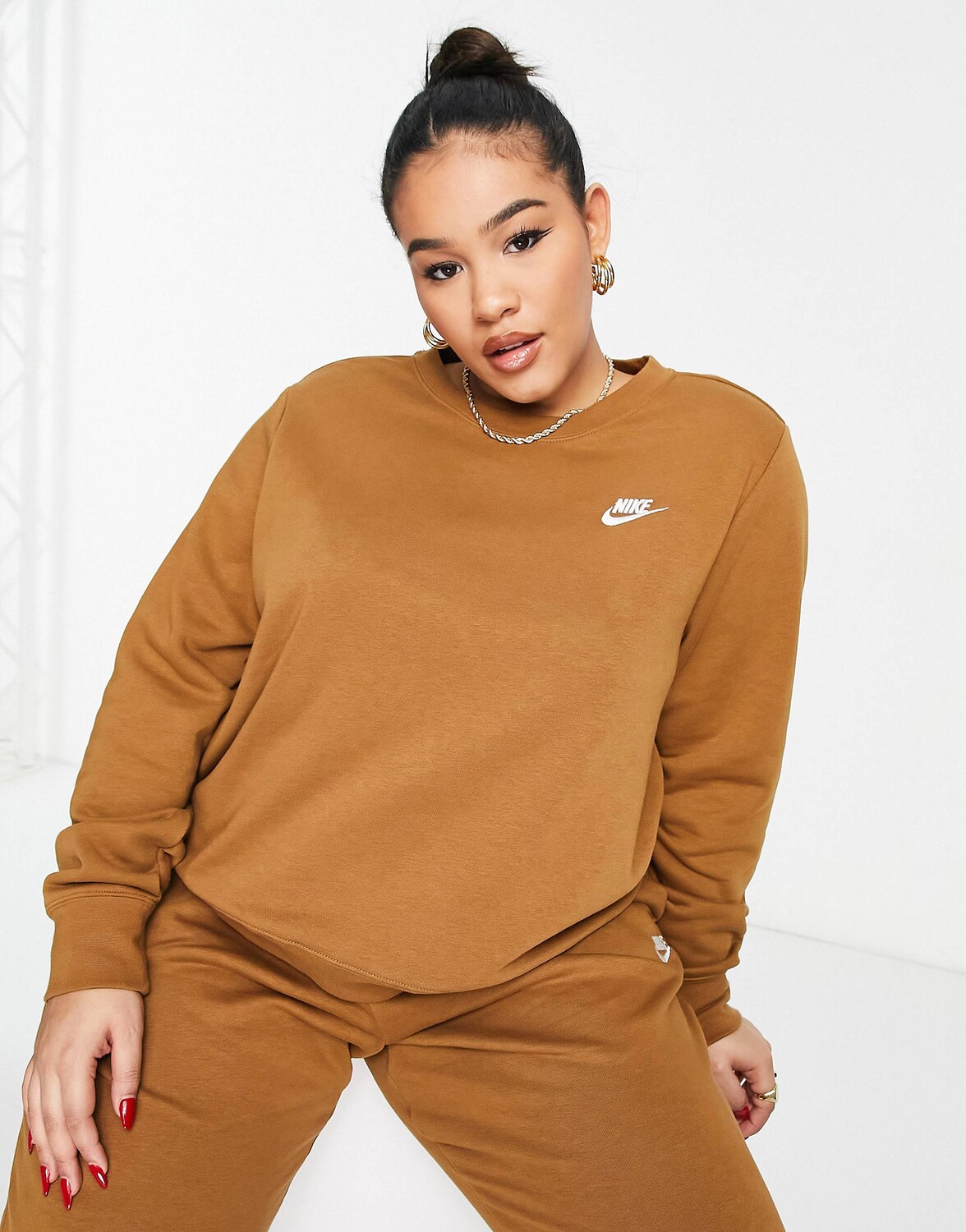 

Флисовая толстовка коричневого цвета Nike Plus Club, Коричневый