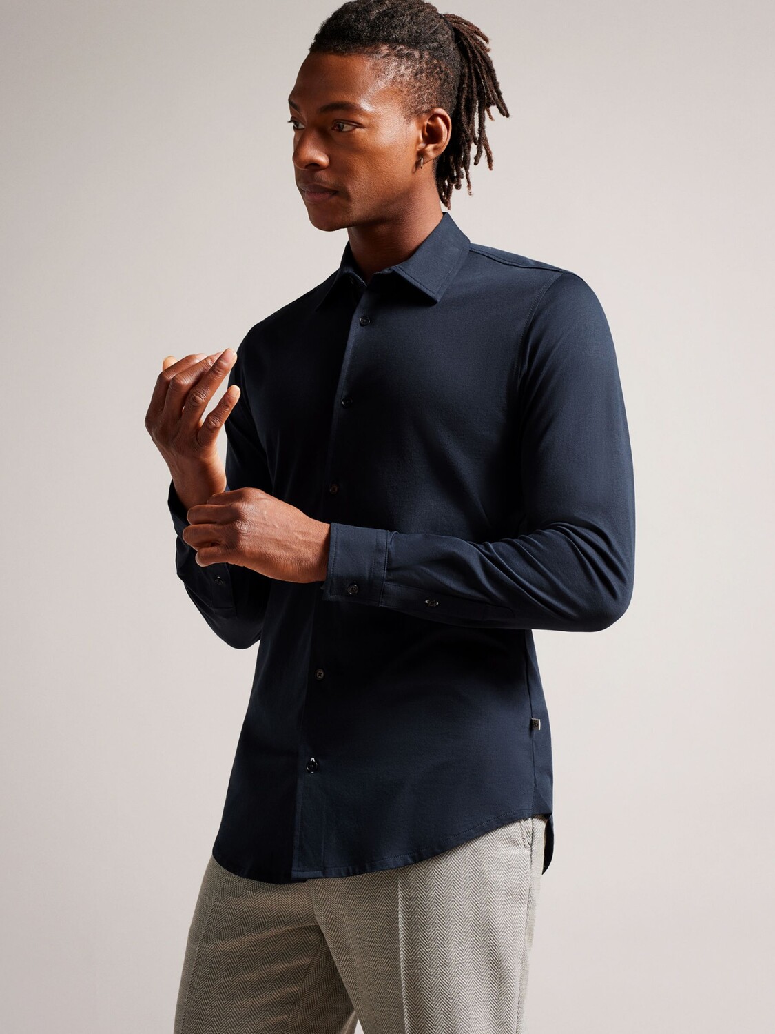 

Рубашка стандартного кроя Ted Baker Marros, темно-синяя