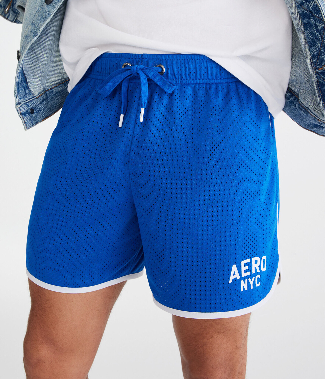 

Шорты в сетку Aero NYC с дельфиновым краем (5,5 дюйма) Aeropostale, синий