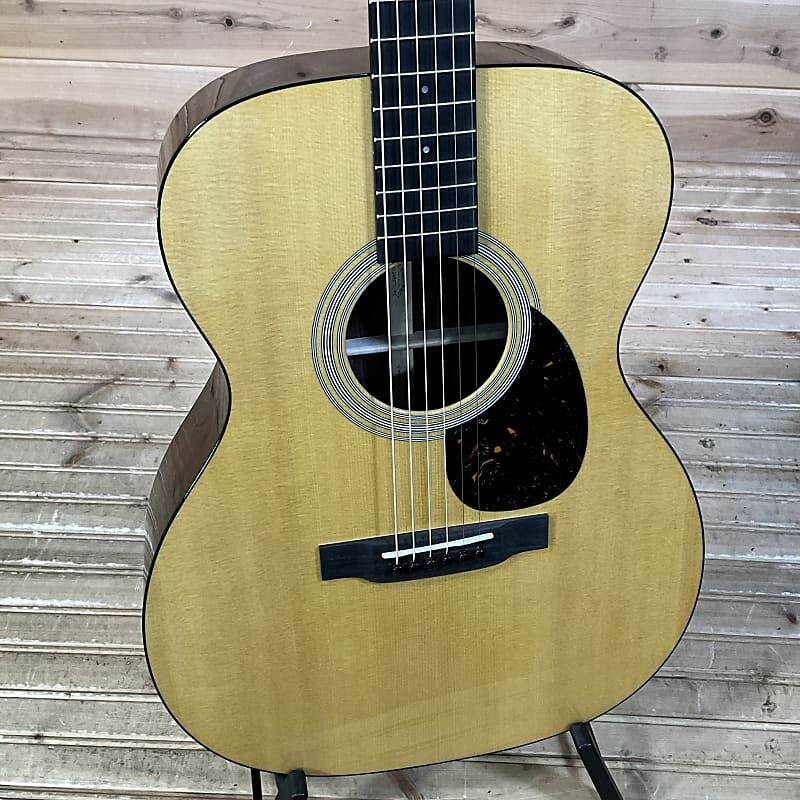 

Акустическая гитара Martin OM-21 Acoustic Guitar - Natural