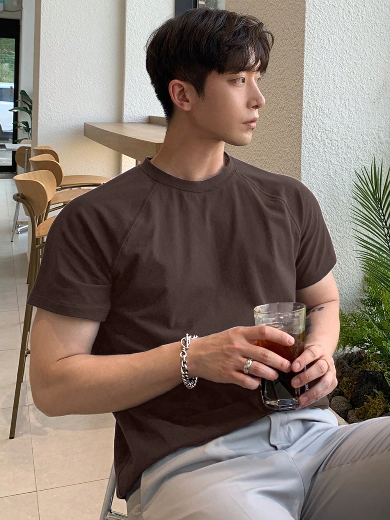 DAZY Мужская однотонная футболка с коротким рукавом на лето, коричневый