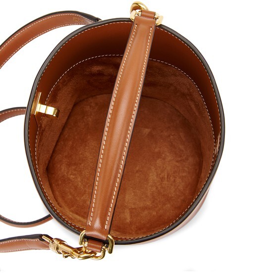 

Сумка Teen Bucket 16 из гладкой телячьей кожи Celine, бежевый
