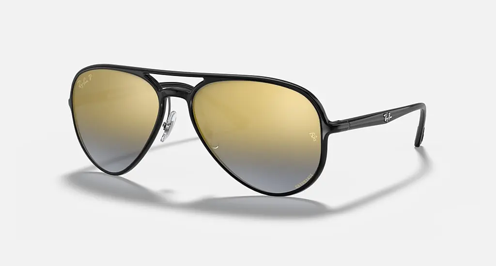 

Солнцезащитные очки Ray-Ban RB4320CH CHROMANCE, синий