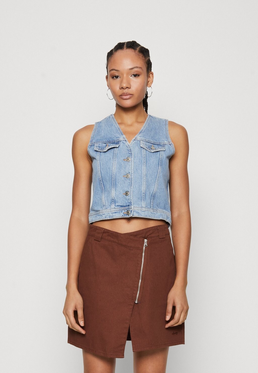 

Жилет Onlemma Crop Vest ONLY, цвет light blue denim