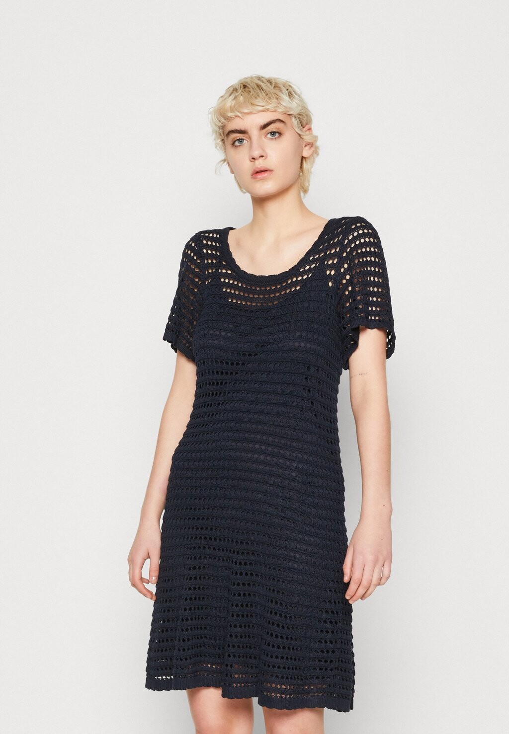 

Платье-джемпер Aware by Vero Moda