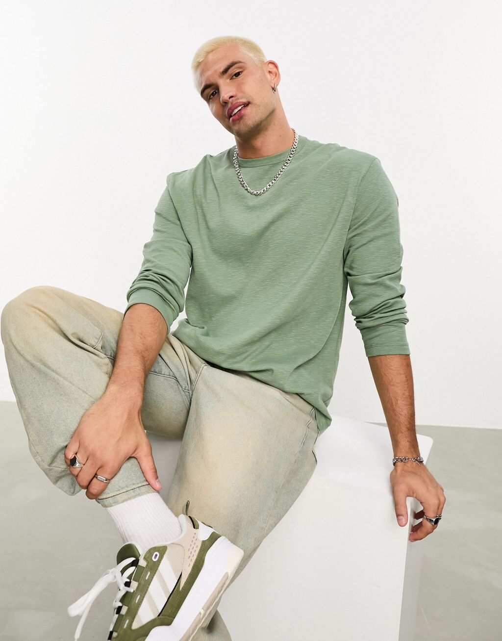

шалфейная футболка свободного кроя с длинными рукавами ASOS DESIGN