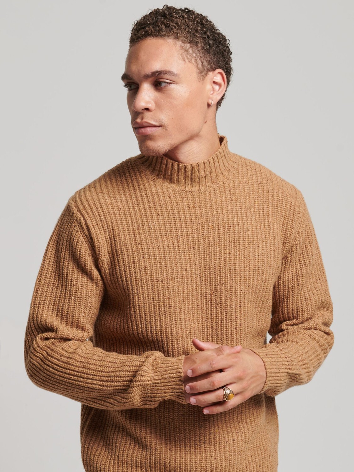 

Твидовый джемпер из смесовой шерсти Superdry, карамельный твид
