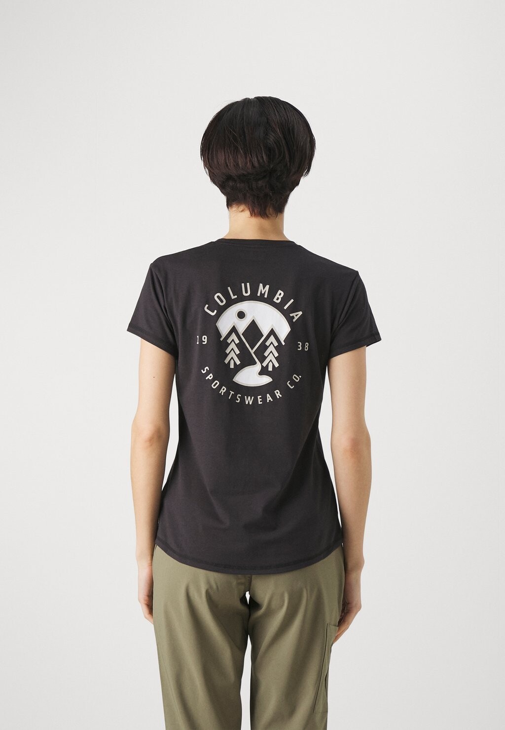 

Спортивная футболка SUN TREK GRAPHIC TEE Columbia, цвет black/naturall